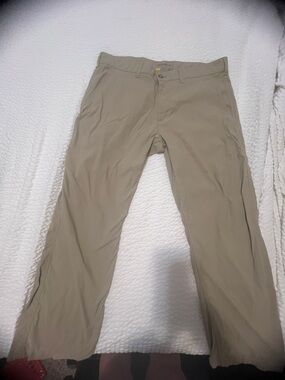Eddie Bauer Men's Chino Pants in Light Khaki